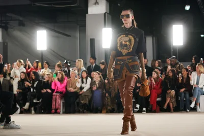 Look 12